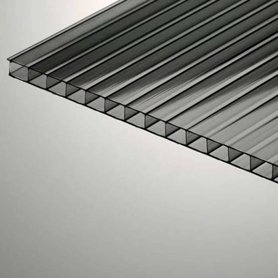 Policarbonato Alveolar de 6mm 11.60 x 2.10 gris humo Polisol